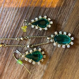 Kendra Scott May set